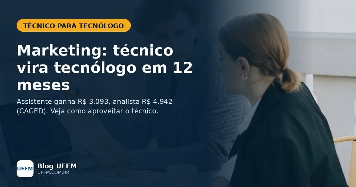Dois profissionais de marketing analisando gráfico impresso e notebook durante reunião